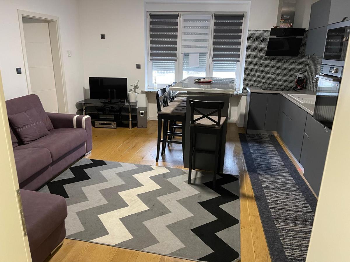 Superbe Appartement Au Rdc Avec Parking Gratuit Villerupt Екстериор снимка